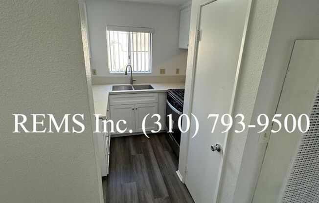 2 beds, 2 baths, 819 sqft, $2,275, Unit 04