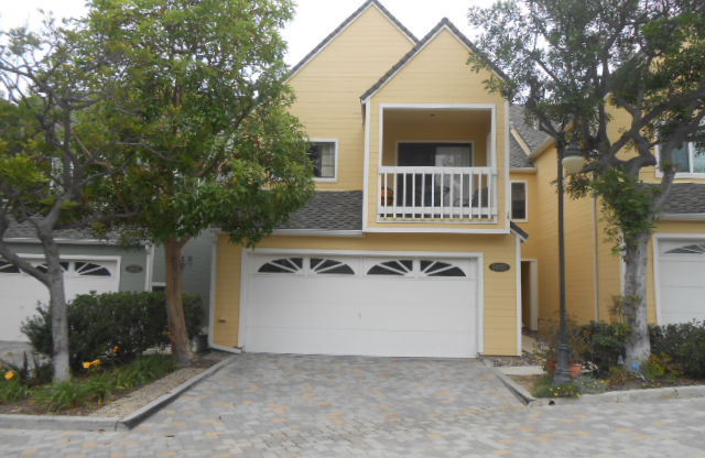 Whalers Cove Gated Community: 3 Bedroom 2.5 Bath 2 Story Home