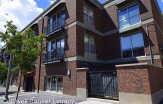 401 Central Ave NE, #203