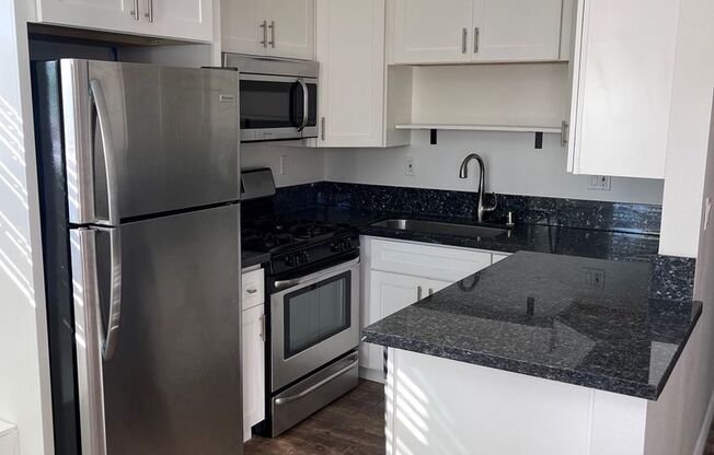 2 beds, 1 bath, $3,695