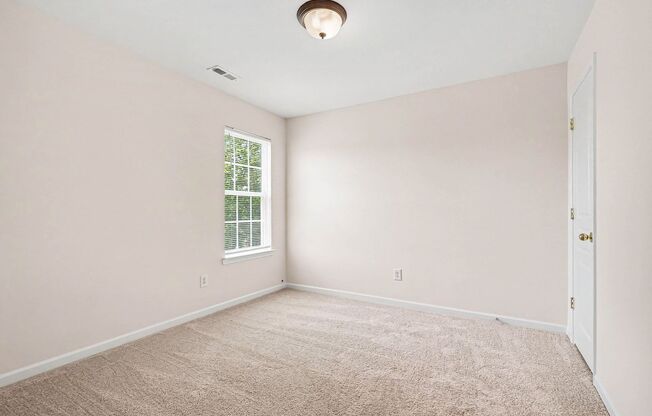 3 beds, 2.5 baths, $2,000