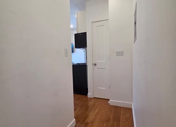 Studio, 1 bath, $1,495, Unit 11