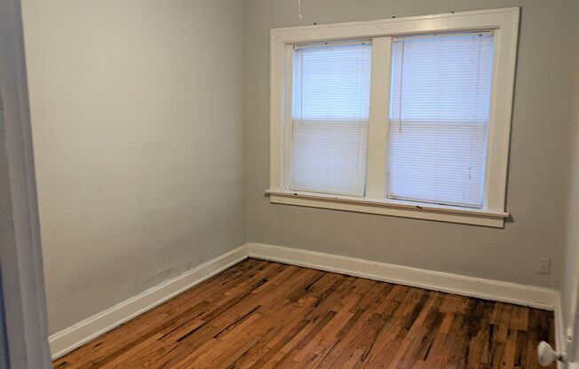 1 bed, 1 bath, 600 sqft, $995, Unit 1307-2