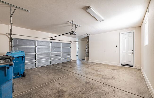 5 beds, 4.5 baths, $6,795