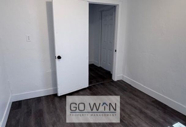 3 Bed/ 1 Bath - House - Amazing Price