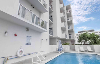 2 beds, 2 baths, 833 sqft, $2,650, Unit 606