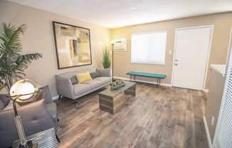 Woodland Village, Woodland Apartments