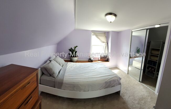 3 beds, 1 bath, $1,600