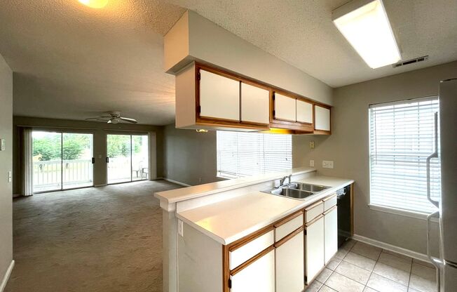 2 beds, 2 baths, $1,395