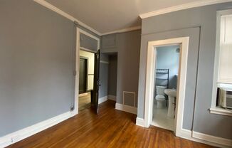 Studio, 1 bath, $875, Unit 213