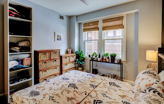 1 bed, 1 bath, $2,300, Unit # 210