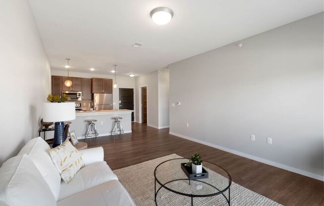 1 bed, 1 bath, 726 sqft, $995, Unit 210