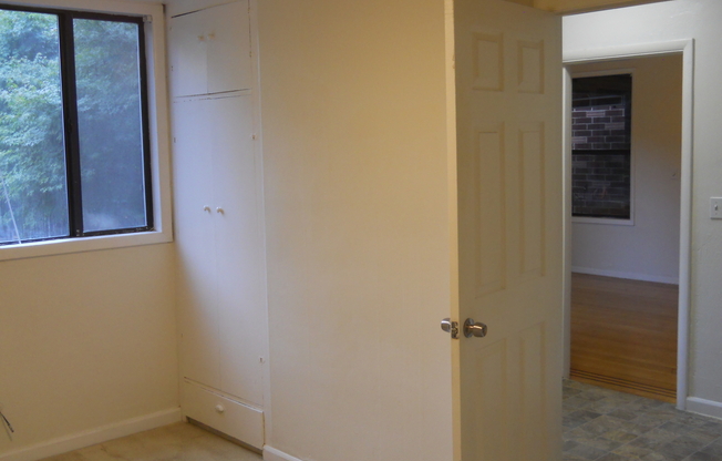 1 bed, 1 bath, 500 sqft, $1,550, Unit 01
