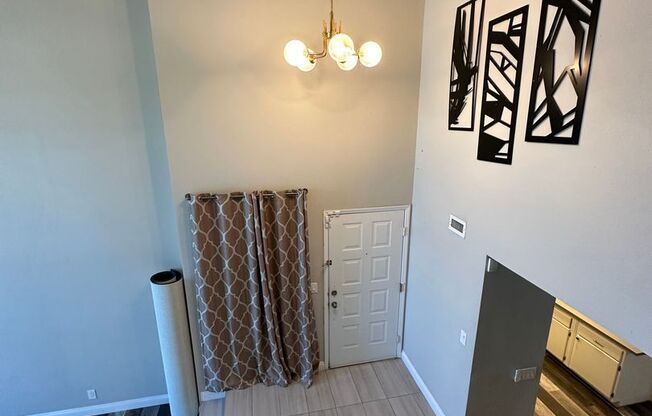 4 beds, 2.5 baths, $2,395