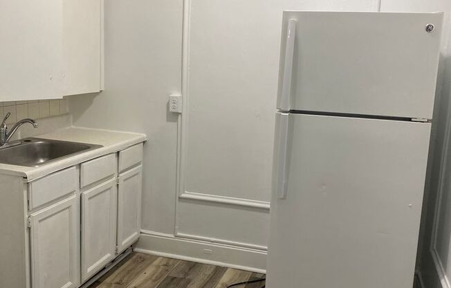 Studio, 1 bath, 500 sqft, $740, Unit Unit 105