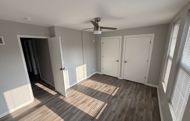 2 beds, 1.5 baths, $2,600, Unit 302