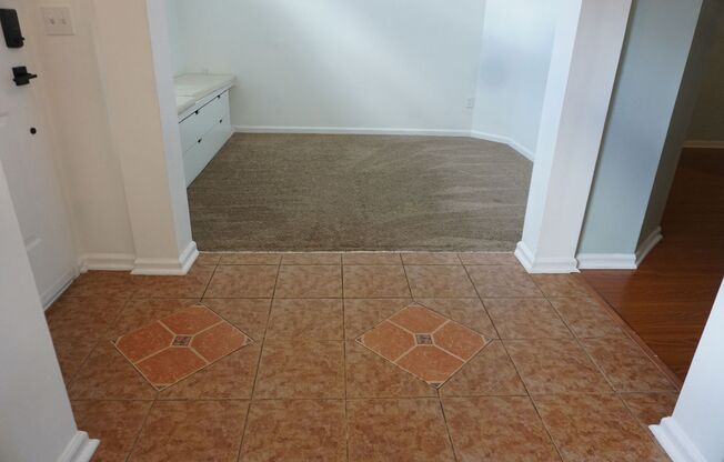 3 Bedroom 2 Bathroom House with Garage Near Oakleaf