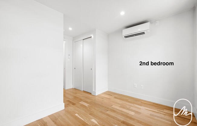 738 E 6 ST