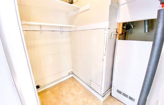 Studio, 1 bath, 500 sqft, $1,195, Unit 302