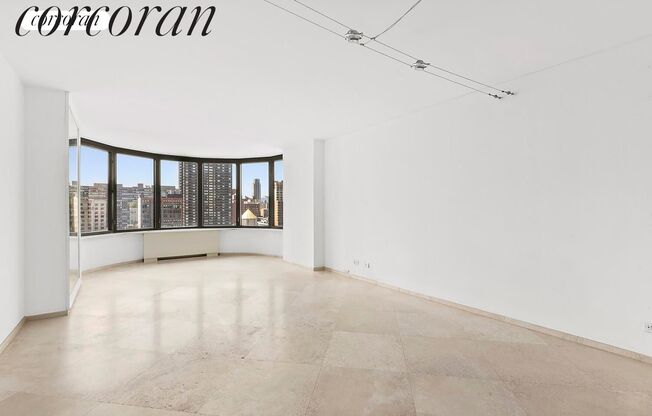 1 bed, 1 bath, $5,500, Unit 14C