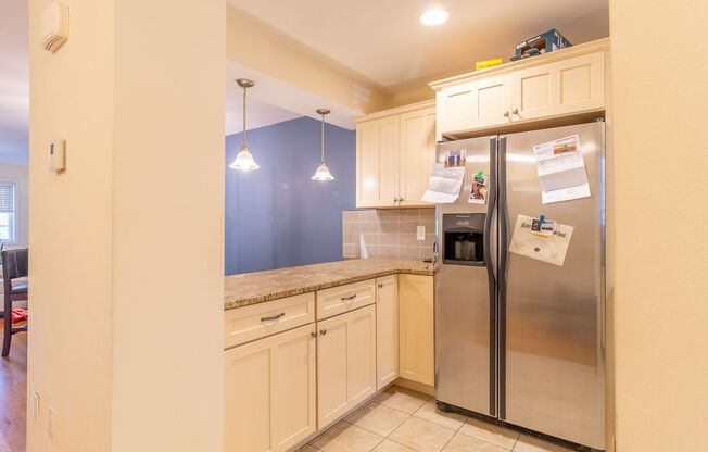 Spacious Luxury Multi Level, 2 Bedroom Condo