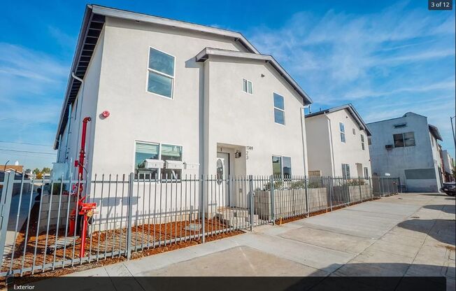 4 beds, 3 baths, 1,650 sqft, $3,600, Unit VERNON(#2)