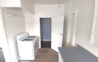 1 bed, 1 bath, 850 sqft, $1,595, Unit 4