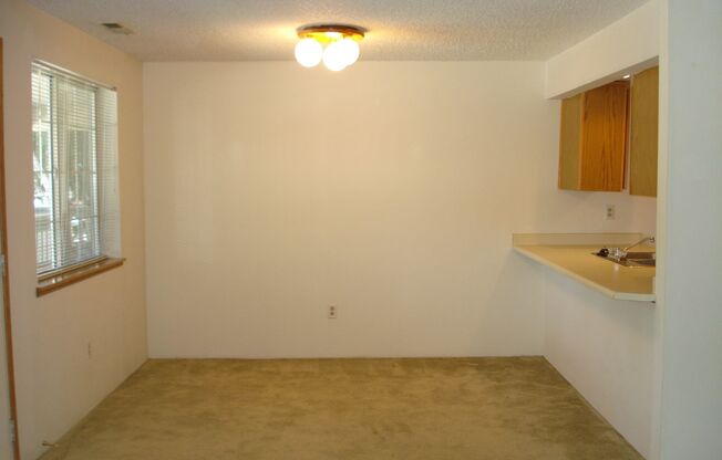 2 beds, 2 baths, 1,027 sqft, $1,450, Unit 62