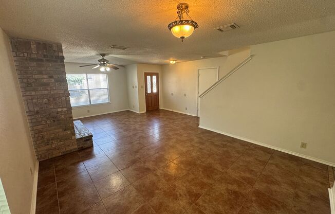 **$1449/MONTH-18 month lease**$1525/MONTH-12 month lease** Single Family Home in Medical Center