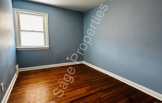 3 beds, 1 bath, $1,650