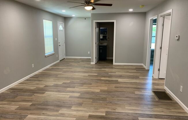 1005 Monroe Duplex