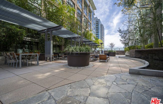 1 bed, 1 bath, 947 sqft, $3,300, Unit 1314