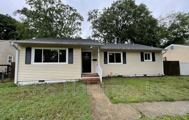 9 KINGSLEE LN