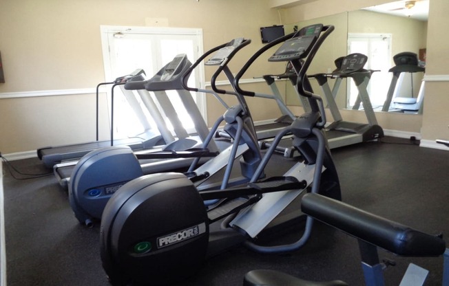 Cardio machines in Monte Vista Apartment Homes, CA, 91750