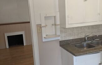 $1000 - 2 Bedroom 1 Bath Apartment - Less than 1 Mile to South Dakota School of Mines!
