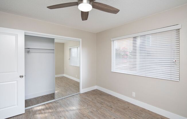 2 beds, 1 bath, 854 sqft, $2,995, Unit 25-01