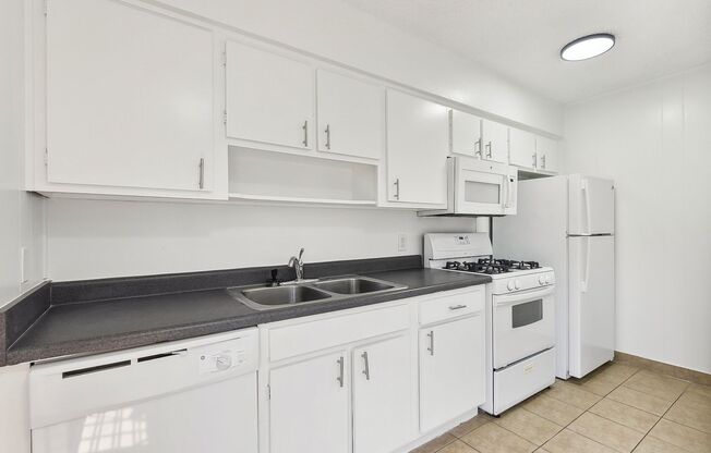 1 bed, 1 bath, 565 sqft, $1,166, Unit A-107