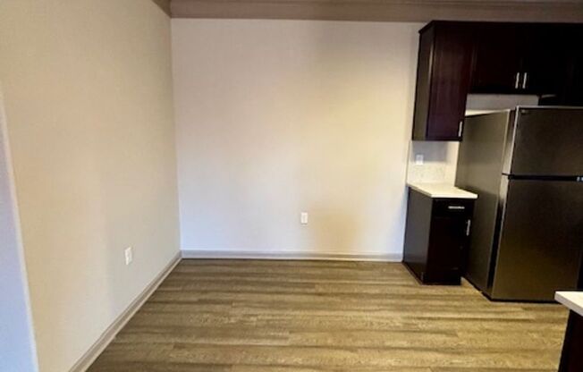 2 beds, 2 baths, 929 sqft, $1,025, Unit 1720-A05