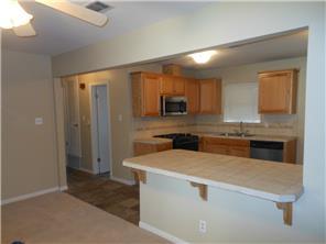 2 beds, 1 bath, 793 sqft, $1,995