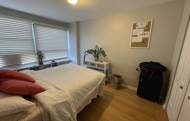 1 bed, 1 bath, 700 sqft, $1,900, Unit 418-0709