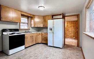 1 bed, 1.5 baths, $865