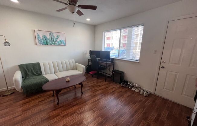 1 bed, 1 bath, $1,199, Unit 150