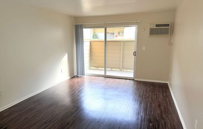 1 bed, 1 bath, 713 sqft, $1,995, Unit A111
