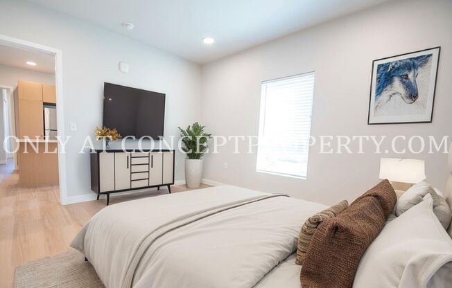 3 beds, 2 baths, 1,100 sqft, $2,699, Unit 1-232