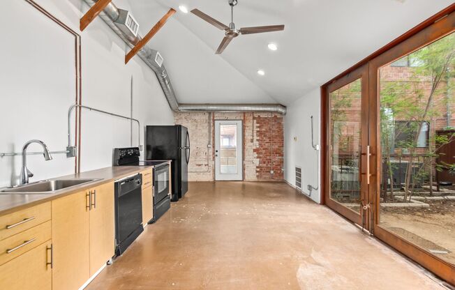 Steelyard Apartments