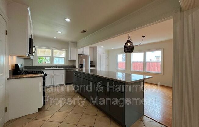 4316 GREENBUSH AVE