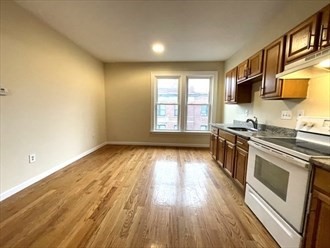 4 WASHINGTON AVE