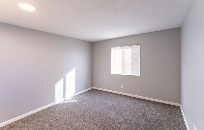 3 beds, 2 baths, 1,350 sqft, $1,455, Unit 201