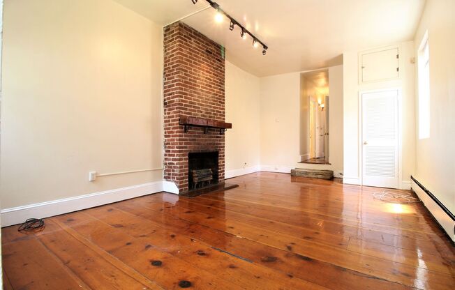404 S 9th Street