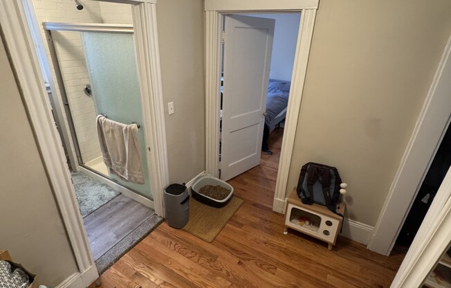 6 CRAIGIE CIR